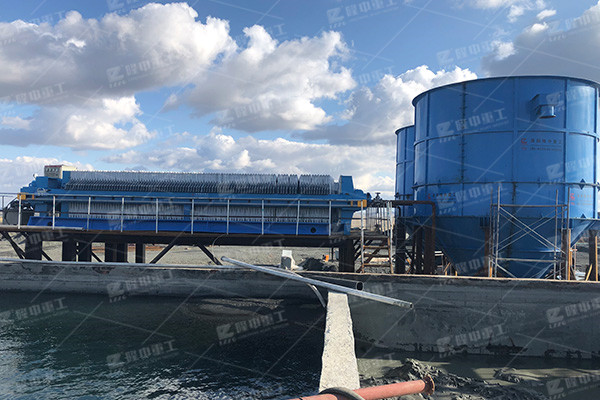 污泥處理設備帶式壓濾機多少錢，處理量能上去嗎？